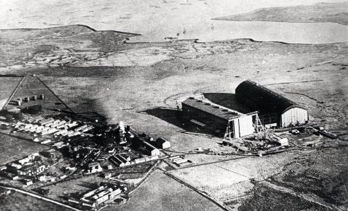 Kingsnorth Balloon Station (copyright Robin Brooks)